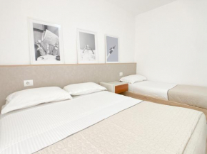 PROMO 15 EUR per night if you stay over 20 nights at HBS from october to april - 1 min from the beach